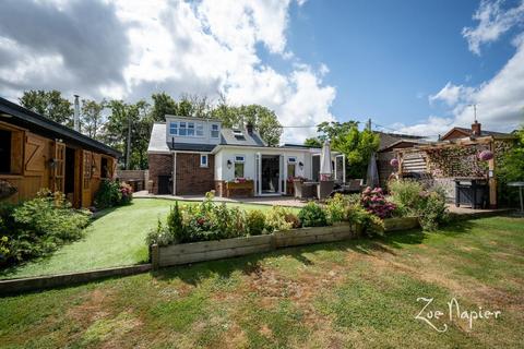 3 bedroom detached house for sale, South Hanningfield