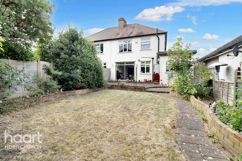 3 bedroom semi-detached house for sale, Grey Towers Avenue, HORNCHURCH