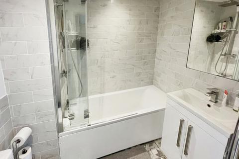 1 bedroom flat for sale, Canal Street, Chester, Cheshire, CH1