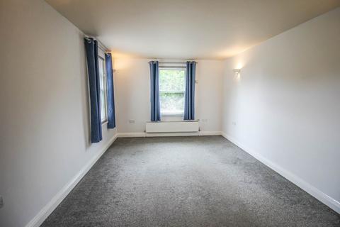 undefined, Royal Crescent*First Floor Flat*Beautifully Presented*Parking*Ideal Location*