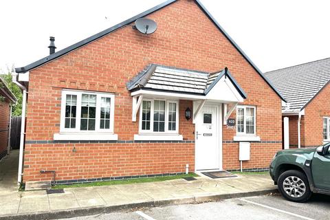 2 bedroom detached bungalow for sale, Sheep Fair, Rugeley