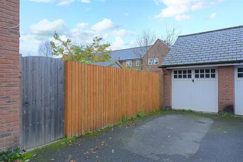 3 bedroom end of terrace house for sale, St. Michaels Gate, Shrewsbury