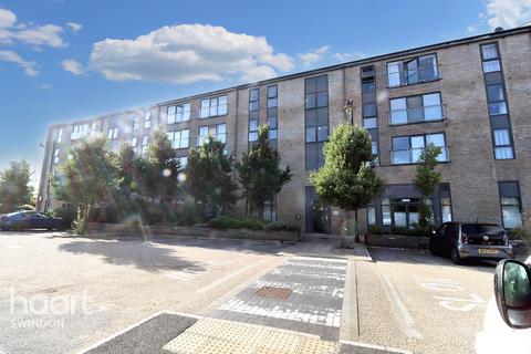 2 bedroom apartment for sale, Fire Fly Avenue, Swindon