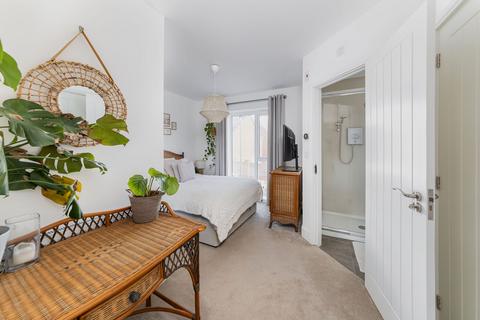 2 Armitage Drive, Wantage, OX12 8GG