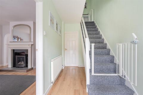 35 Showering Road, Bristol, BS14 8DL