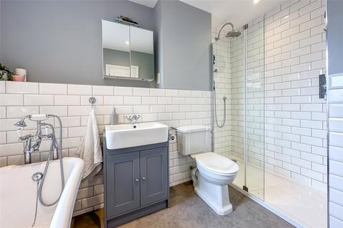 27 Burnham Road, St Albans, AL1 4QN