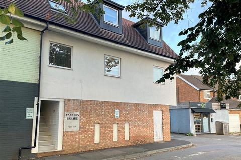 Brewery Lane, Byfleet, West Byfleet