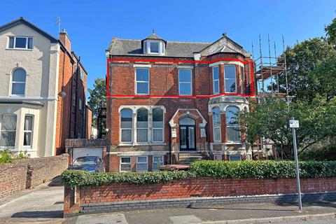 2 bedroom flat for sale, Talbot Street, Southport PR8