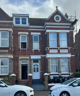 3 bedroom flat for sale, Cliftonville Avenue, Margate CT9