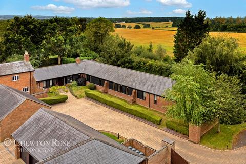 4 bedroom barn conversion for sale, Whaddon Road, Milton Keynes