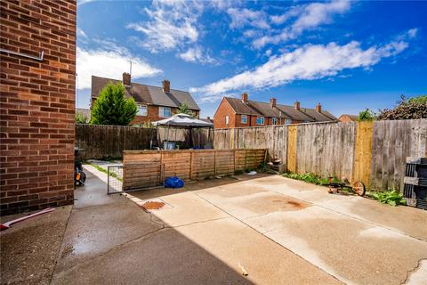2 Amcotts Road, Grimsby, DN33 1HX