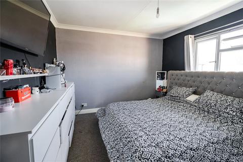 2 Amcotts Road, Grimsby, DN33 1HX