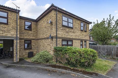 1 bedroom maisonette for sale, Addlestone,  Surrey,  KT15