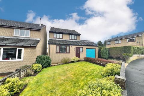 3 bedroom detached house for sale, Hartside Close, Crook