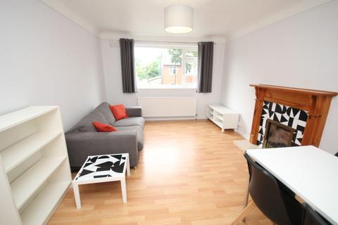 2 bedroom flat for sale, Hillingdon Road, Stretford, M32 8PB