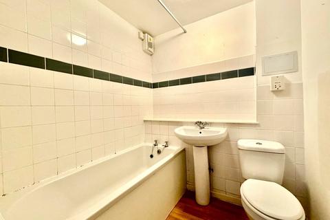 18 Sharnbrooke Close, Welling, DA16 1SL