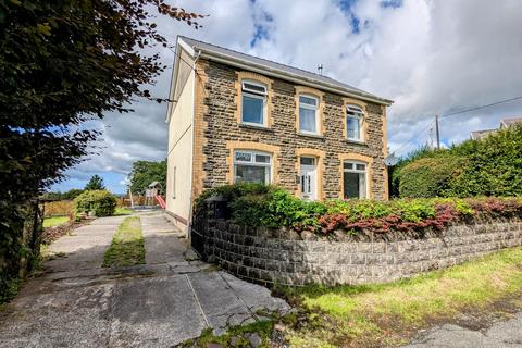 3 bedroom detached house for sale, Heol Yr Ysgol, Cefneithin, Llanelli, Carmarthenshire.