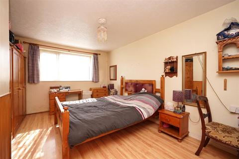49 Angle Meadow Lane, Barrow-in-furness, LA14 4DG