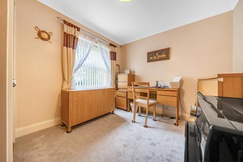 2 bedroom flat for sale, Newbury,  Berkshire,  RG14