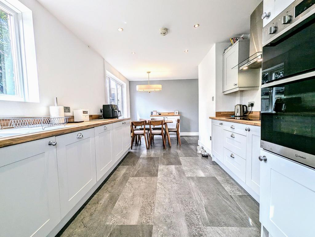 Kitchen / Diner