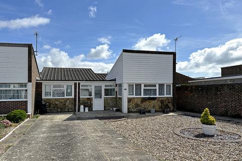 3 bedroom semi-detached bungalow for sale, Durham Close, Pagham, Bognor Regis, West Sussex PO21