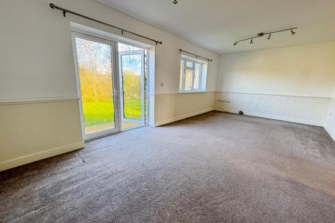 2 bedroom detached bungalow for sale, Bridge Road, Desborough, Kettering