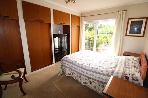 43 Castle View, Bridgend, CF31 1HL