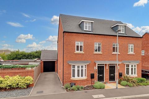 3 bedroom semi-detached house for sale, Wakelin Way, Lichfield WS13