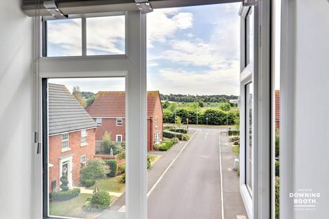 27 Wakelin Way, Lichfield, WS13 6UG