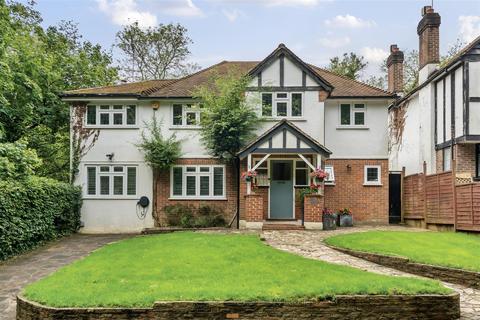 4 bedroom detached house for sale, Holly Lane West, Banstead