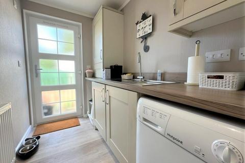 2 bedroom park home for sale, West Road, Wokingham