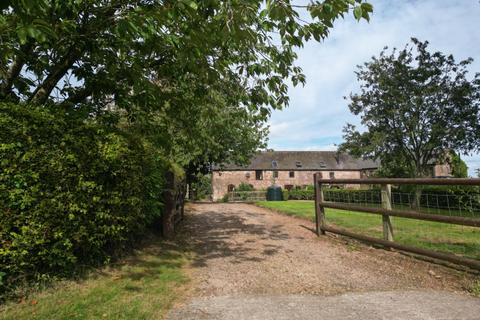 3 bedroom barn conversion for sale, Llangarron