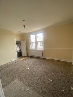 3 bedroom flat to rent, 27 Welbeck Road Byker Newcastle upon Tyne