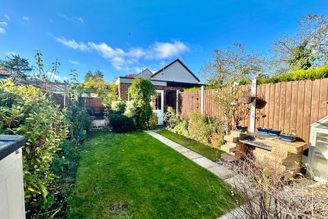 14 Blacklock, Chelmsford, CM2 6QL