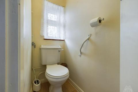 13 Perry Way, Aveley, South Ockendon, RM15 4RD