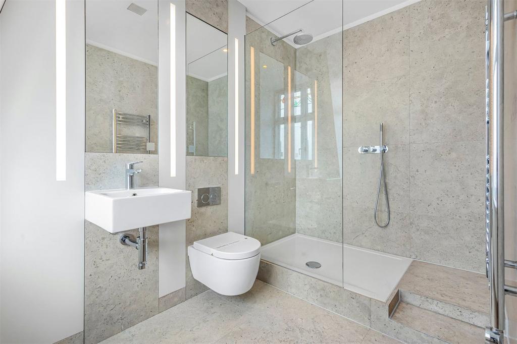 Bathroom 2