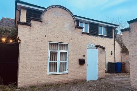 3 bedroom townhouse to rent, Charter Mews, Bury St. Edmunds IP33