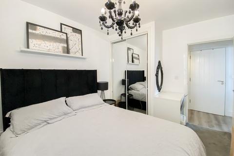 53 Windstar Drive, South Ockendon, RM15 5GU
