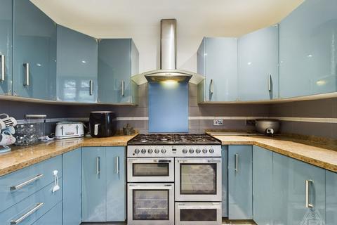 45 Callan Grove, South Ockendon, RM15 5PW