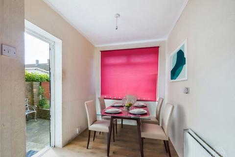 2 bedroom terraced house for sale, Usk Road, Aveley, South Ockendon, Essex, RM15