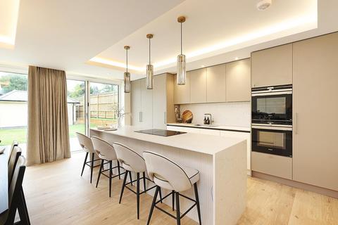undefined, KENNEL LANE, FETCHAM, KT22