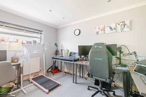 61 Meadow Close, Norwich, NR6 6XY