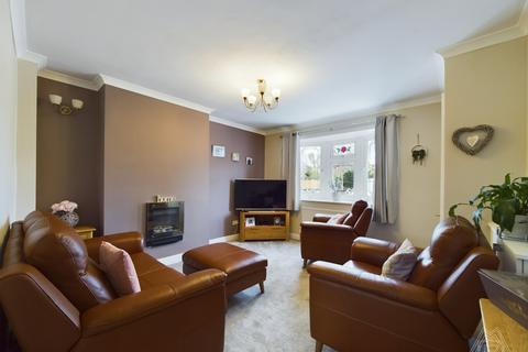 3 bedroom terraced house for sale, Orchard Road, South Ockendon, Essex, RM15