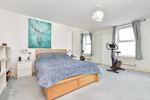 22d Longley Road, Croydon, CR0 3LH