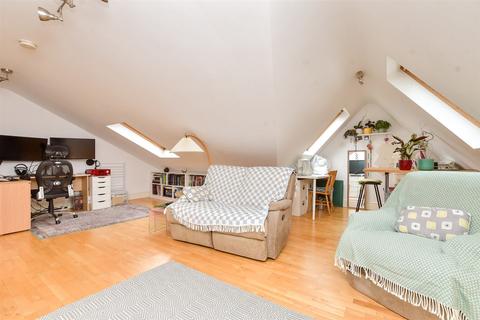 2 bedroom maisonette for sale, Longley Road, Croydon, Surrey