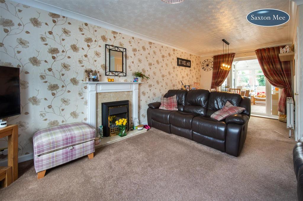 Lounge 5760.jpg