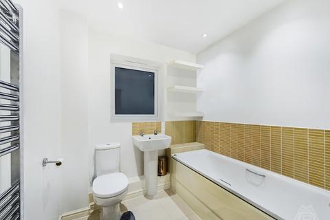 35 Torino Way, South Ockendon, RM15 5FT