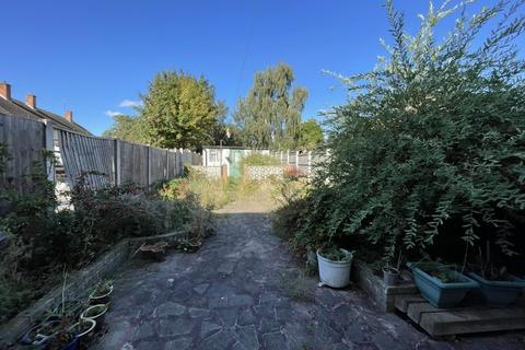 30 Fullarton Crescent, South Ockendon, RM15 5HW