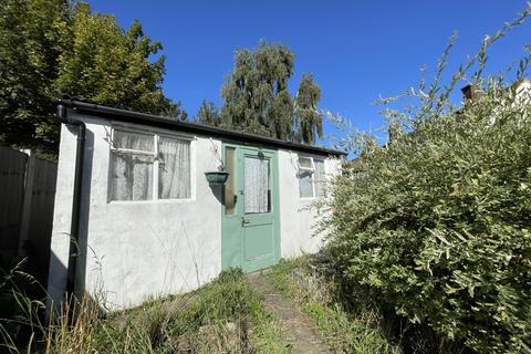 30 Fullarton Crescent, South Ockendon, RM15 5HW