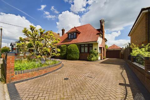 105 South Road, South Ockendon, RM15 6NR